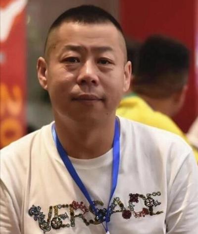 尹默墨